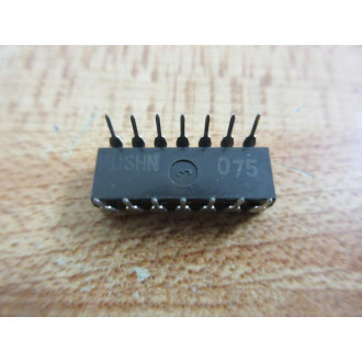 RCA CD4007UBE Integrated Circuit - New No Box