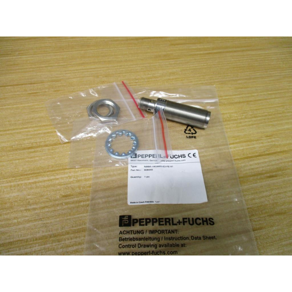 Pepperl + Fuchs 908440 Inductive Proximity Sensor NMB5-18GM65-E2-FE-V1