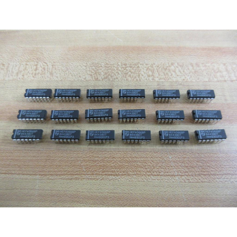Philips HEF4066BP Integrated Circuit (Pack of 18) - New No Box