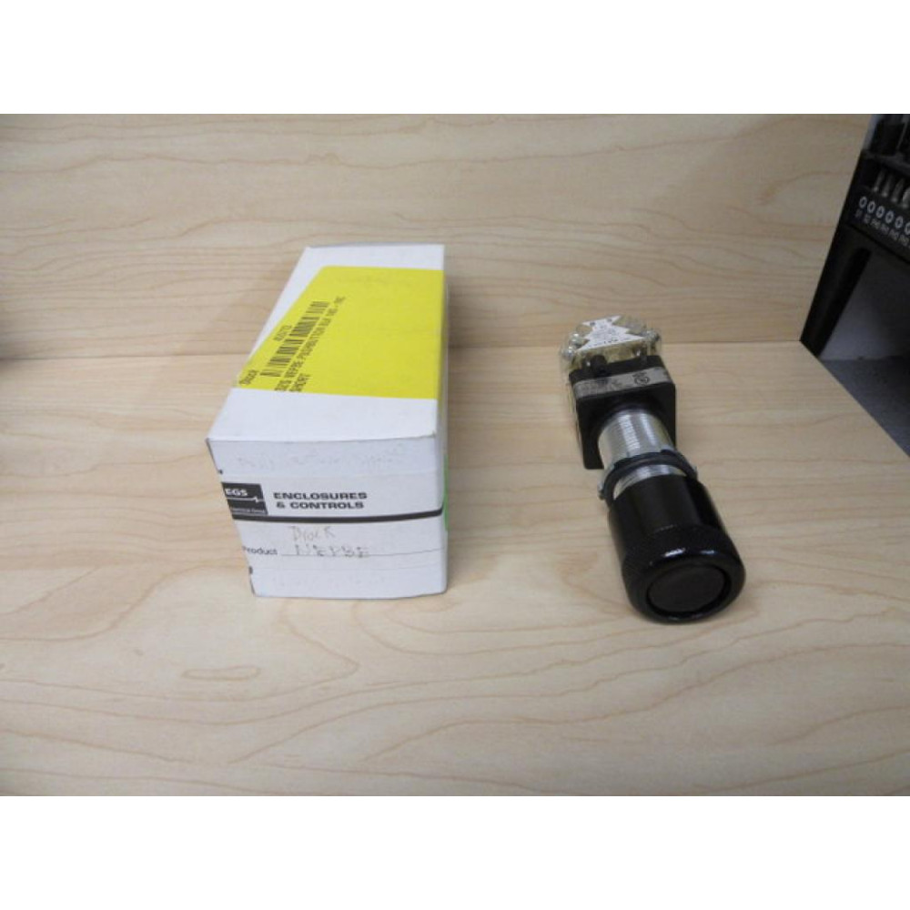 EMERSON OZ GEDNEY NEPBE Push Button Switch