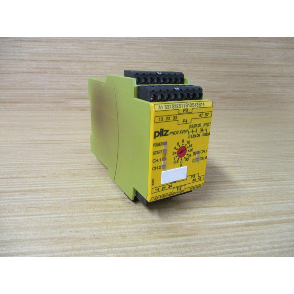 Pilz PNOZ XV3P 3024 VDC 3no 2not Safety Relay 777510 - Used