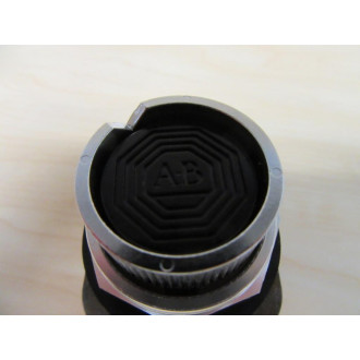 Allen Bradley 800T-KE2MNXX Selector Push Button Switch