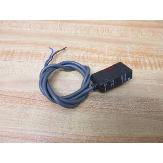 Omron E3S-AD63 Photelectric Sensor E3SAD63 - Used