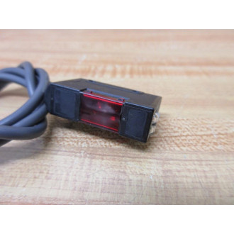 Omron E3S-AD63 Photelectric Sensor E3SAD63 - Used