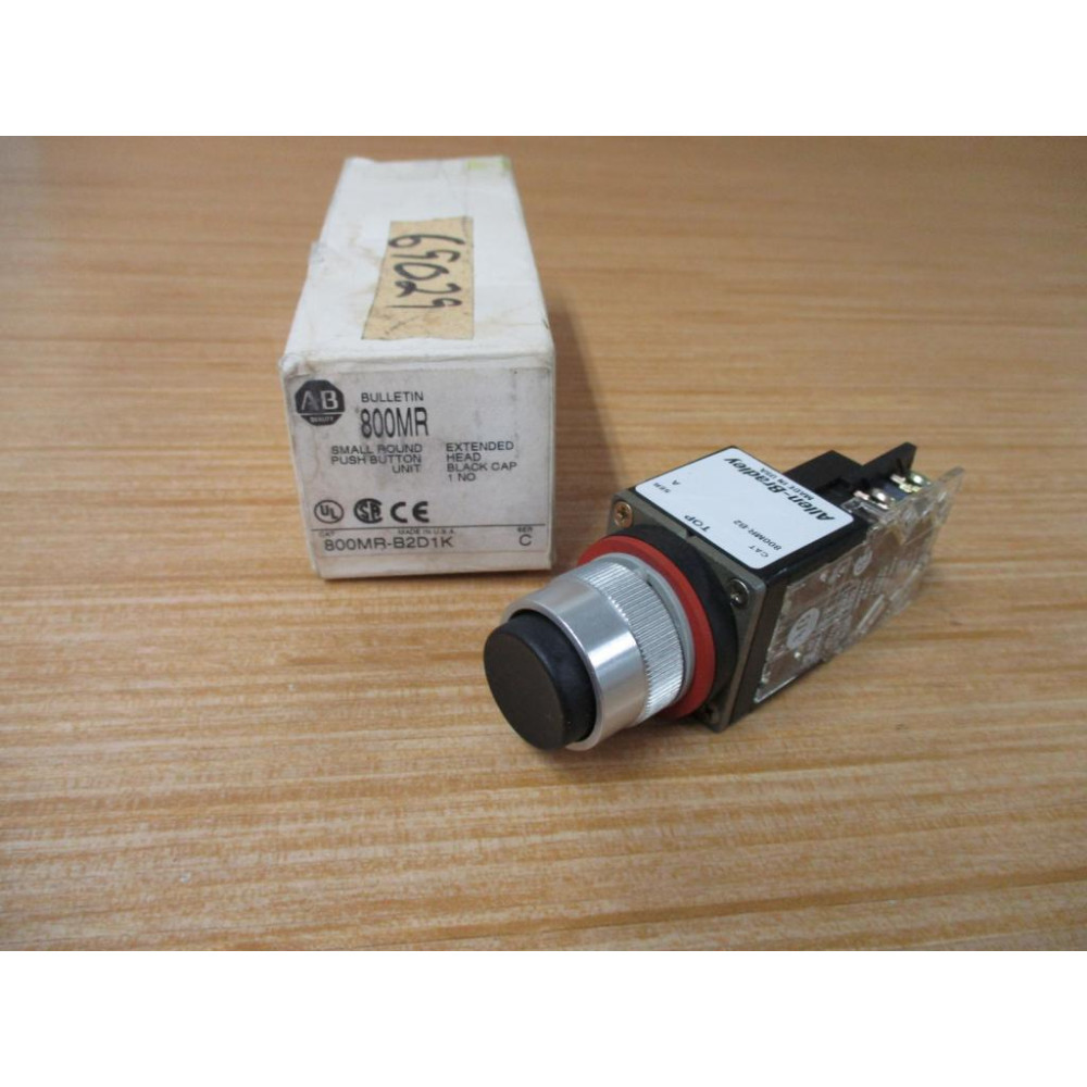Allen Bradley 800MR-B2D1K Push Button 800MRB2D1K Ser. C