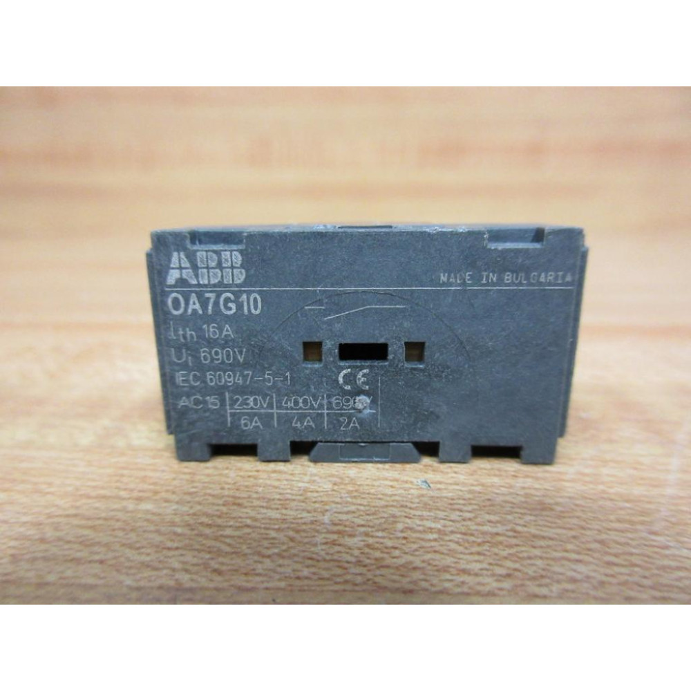 ABB OA7G10 Auxiliary Contact - New No Box