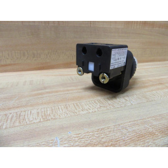 Allen Bradley 800H-QRH2W Pilot Light - New No Box