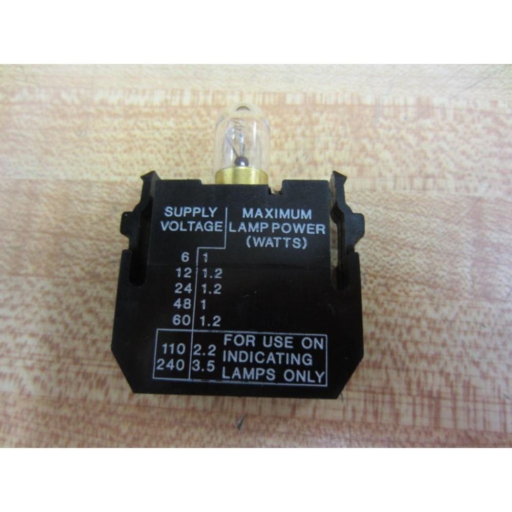 Cutler Hammer E22D Eaton Lamp Contact WBulb - New No Box