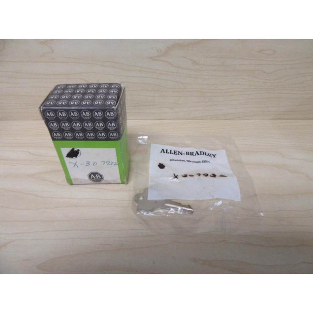 Allen Bradley X-307932 Push Button Switch Key D992