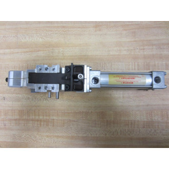 De-Sta-Co 82M-103040C8 Clamp D-61440 Max: 008 Bar - Used