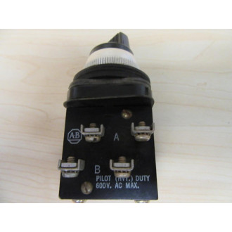 Allen Bradley 800T-J4B3 Contact Block 800TJ4B3 Complete Switch - New No Box