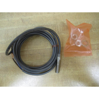 Omron E2E-X1R5E1 Proximity Switch