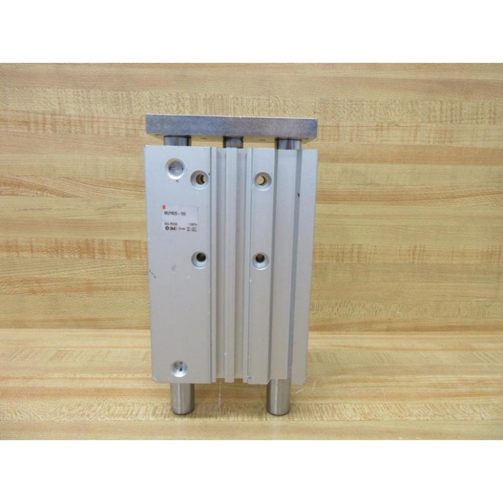 SMC MGPM25-100 Compact Cylinder MGPM25100 - New No Box