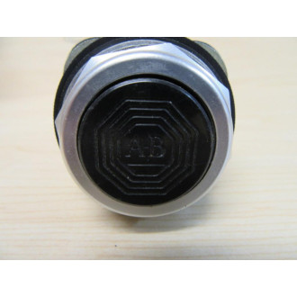 Allen Bradley 800T-A2A Push Button 800TA2A w800T-XA - Used