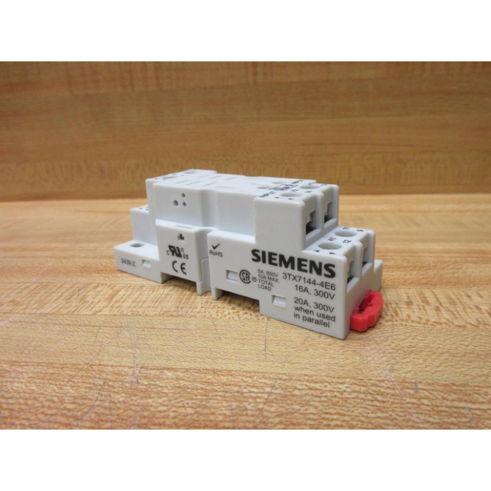 Siemens 3TX7144-4E6 Relay Socket 3TX71444E6 - Used