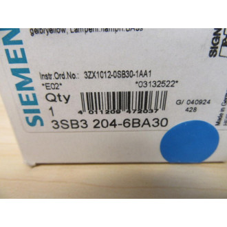 Siemens 3SB3 204-6BA30 Yellow 3SB32046BA30 w3SB3400-1A & Base