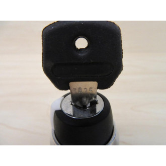 Allen Bradley 800FM-KR31 Selector Switch - New No Box