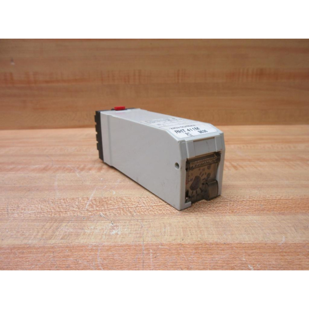 Telemecanique RHT411M On-Delay Timing Relay - Used