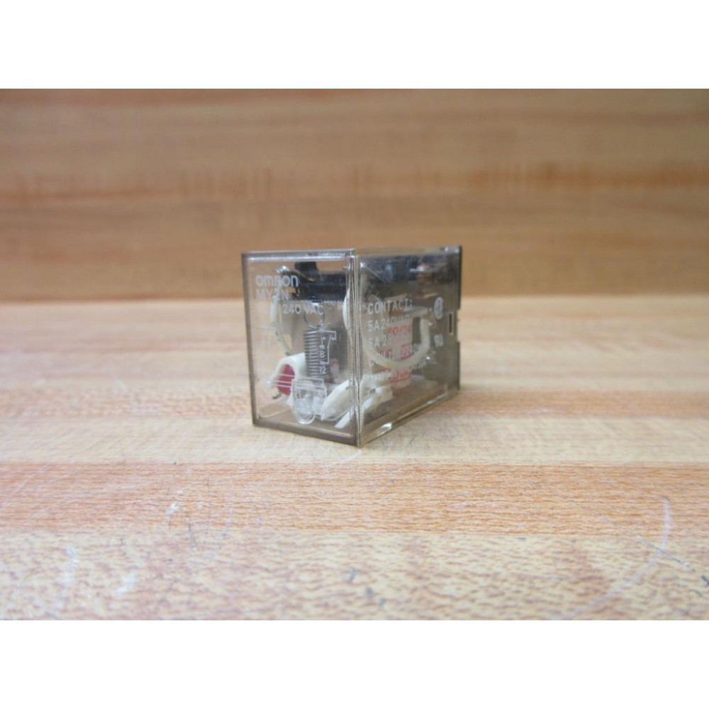 Omron MY2N-220240V AC Relay MY2N-220240VAC - Used