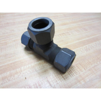 Parker 321324 T Fitting 1 Inch 902099 16BU Nut (3 X  16BU) - New No Box