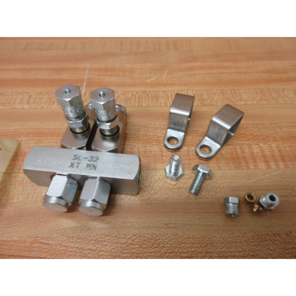 Lincoln Lubrication 83336 Centro-Matic Manifold Injector SL-32 - New No Box