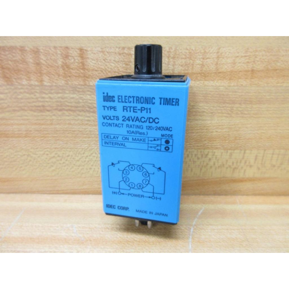 IDEC RTE-P11 Electronic Timer RTEP11 24V, Reversible Face Plate - Used