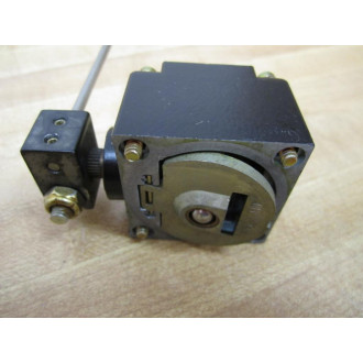 General Electric CR215GH32 GE  Limit Switch Head - New No Box