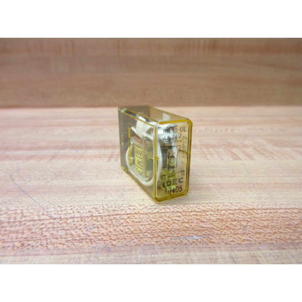 IDEC RH1B-UL-AC24V Relay RH1B-UL-24V AC - Used