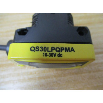 Banner QS30LPQPMA Photoelectric Switch Cracked (Pack of 2) - Used
