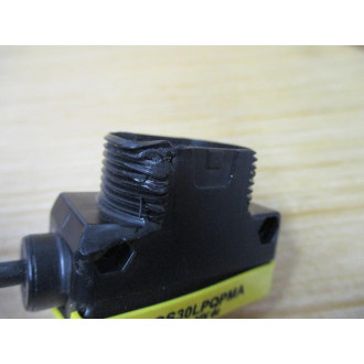 Banner QS30LPQPMA Photoelectric Switch Cracked (Pack of 2) - Used