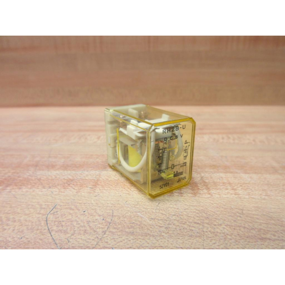 IDEC RH2B-U-DC6V Relay RH2B-U-6V DC - New No Box