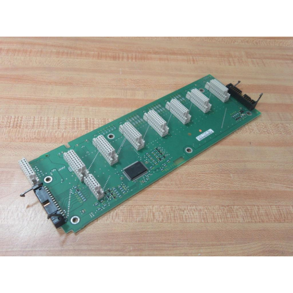 Allen Bradley 961770 Rack Base Bd X1746-A7 96177094 A01 - Used