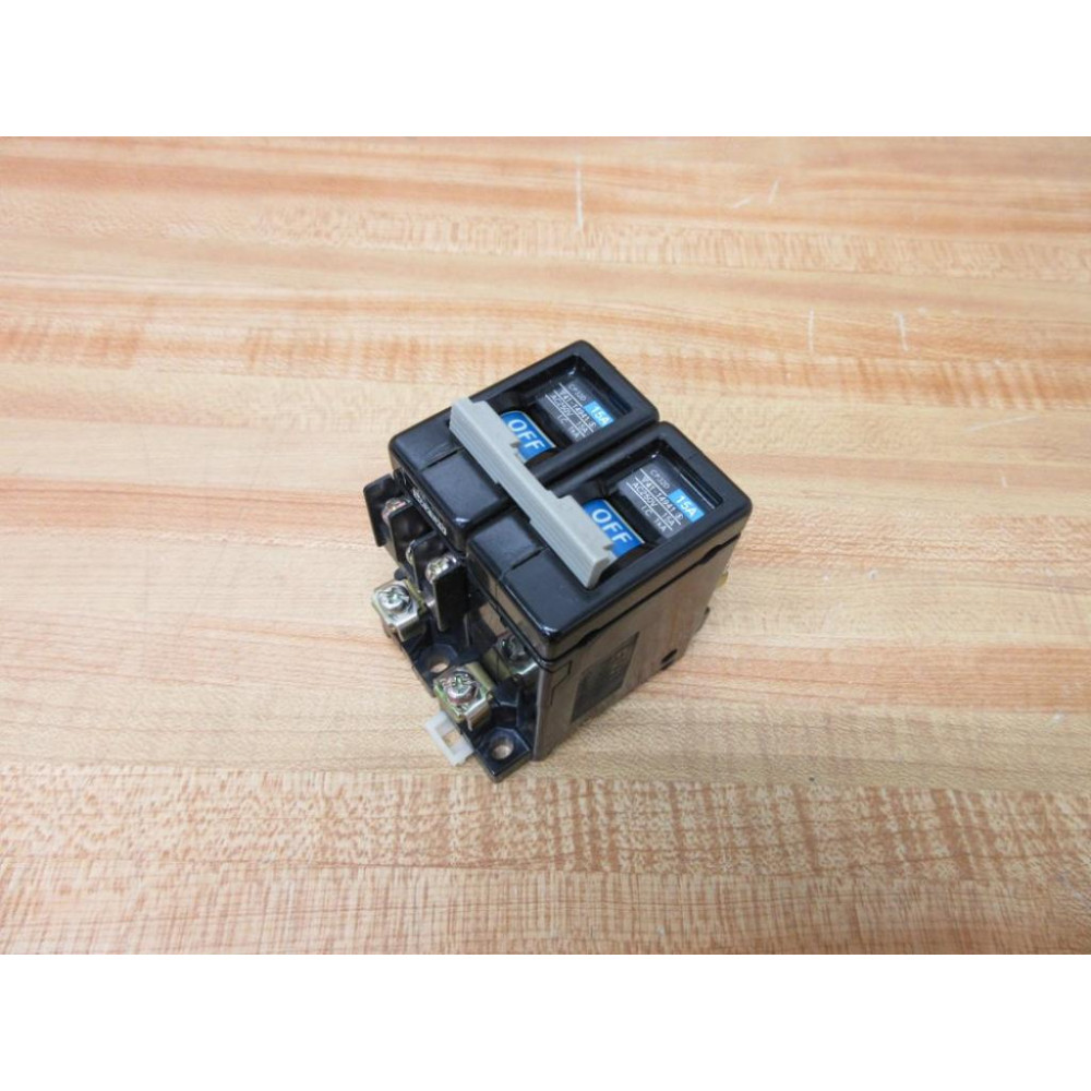 Fuji Electric CP32D-15A Circuit Breaker CP32D15A - Used