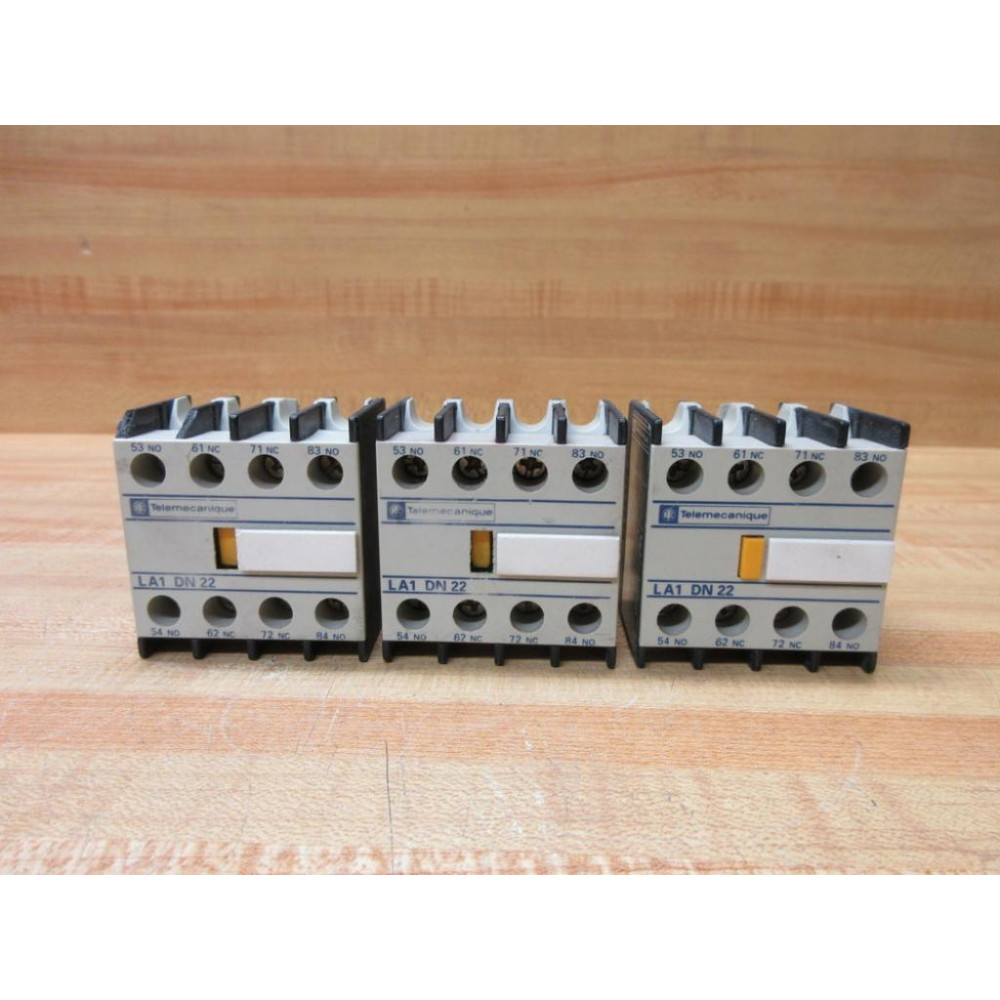 Telemecanique LA1-DN22 Schneider Contact Block LA1DN22 (Pack of 3) - Used