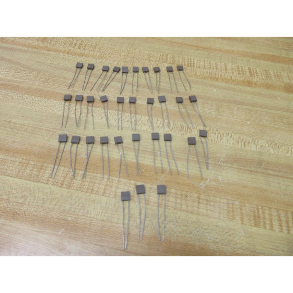 Philips CK06BX682K Capacitor (Pack of 33) - New No Box