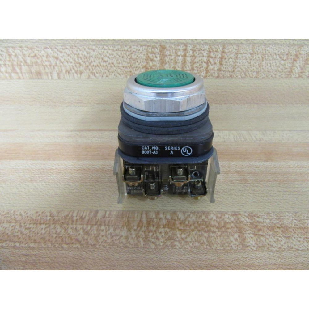 Allen Bradley 800TA1 Green Pushbutton  800T-A1 w800T-XA - Used