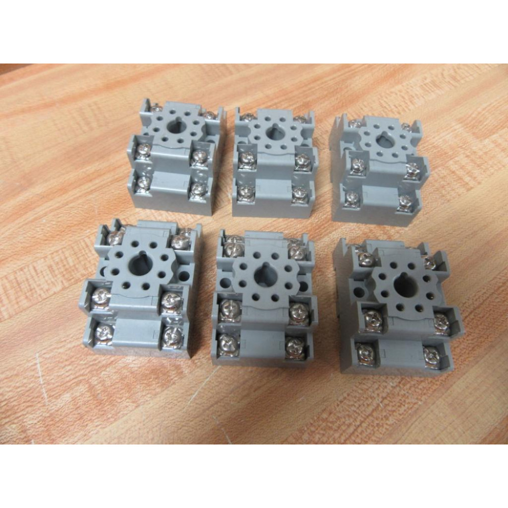 IDEC SR2P-05 Relay Socket 8 Pin SR2P05 - New No Box
