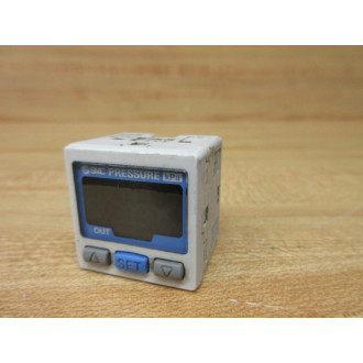 SMC ZSE30-01-25 Digital Pressure Switch ZSE300125 - Used