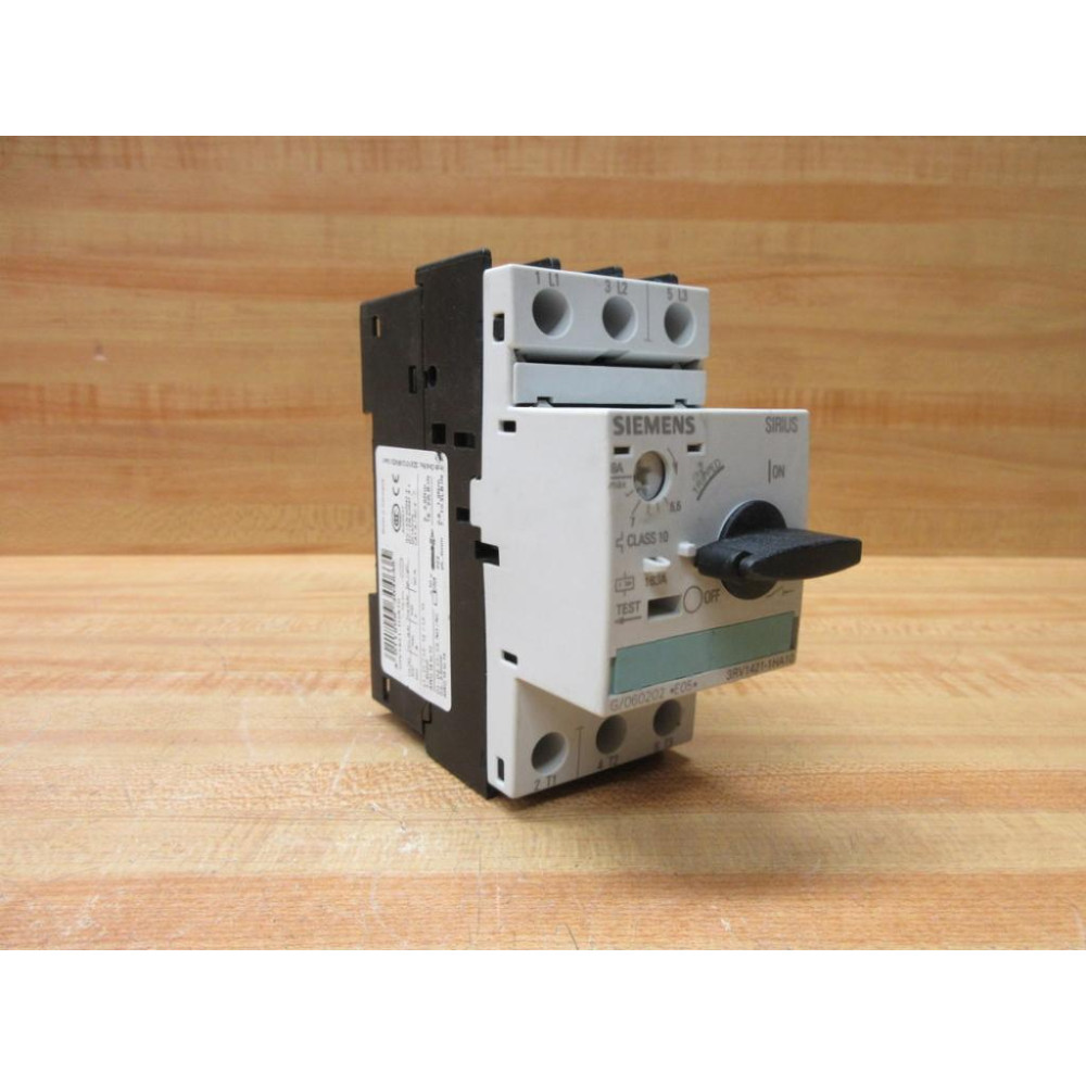 Siemens 3RV1421-1HA10 8A Circuit Breaker 3RV14211HA10 - Used