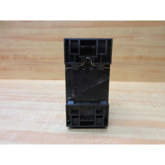 Siemens 3RV1421-1HA10 8A Circuit Breaker 3RV14211HA10 - Used