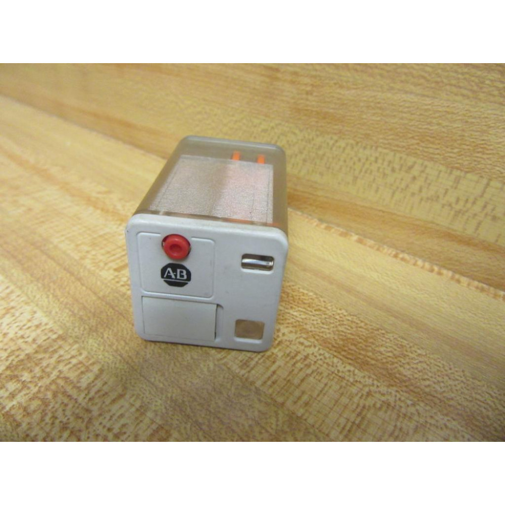 Allen Bradley 700-HA33A1-1-4-120V AC Relay 700-HA33A1-1-4-120VAC Series B - Used