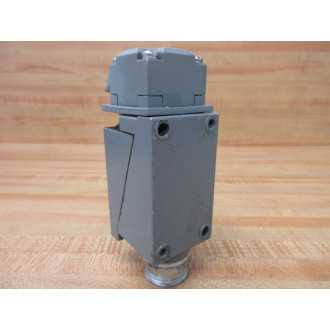 Allen Bradley 802T-AP Limit Switch 802TAP Series J WOperator Head - Used