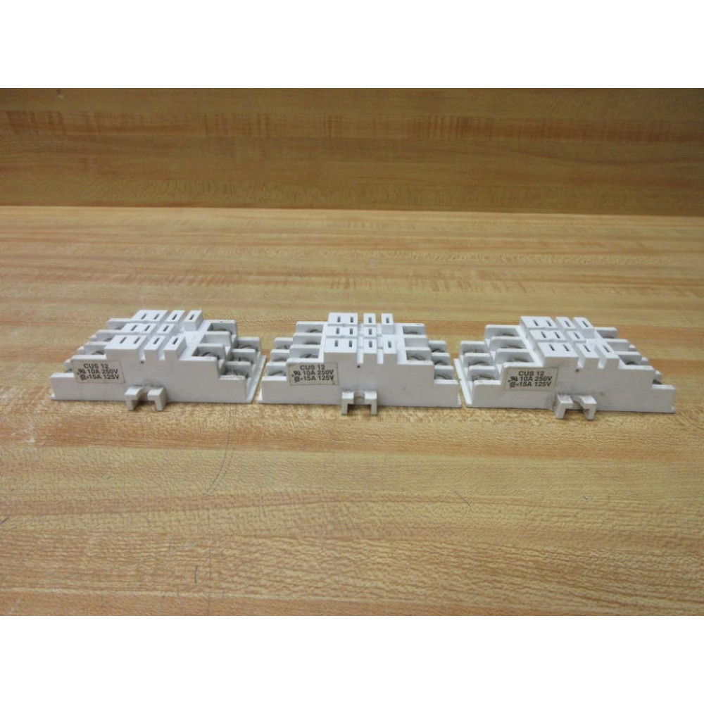 Curtis CUS12 Relay Socket White (Pack of 3) - Used