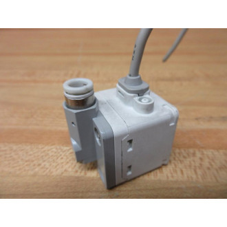 SMC ISE40A-C6-R-M Switch ISE40AC6RM WO Mounting Bracket - Used