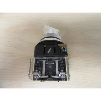 Allen Bradley 800T-24HW2KB6AX Selector Switch