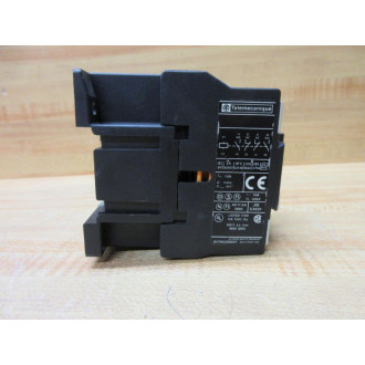 Telemecanique CA2DN22P7 Schneider Electric Control Relay - Used