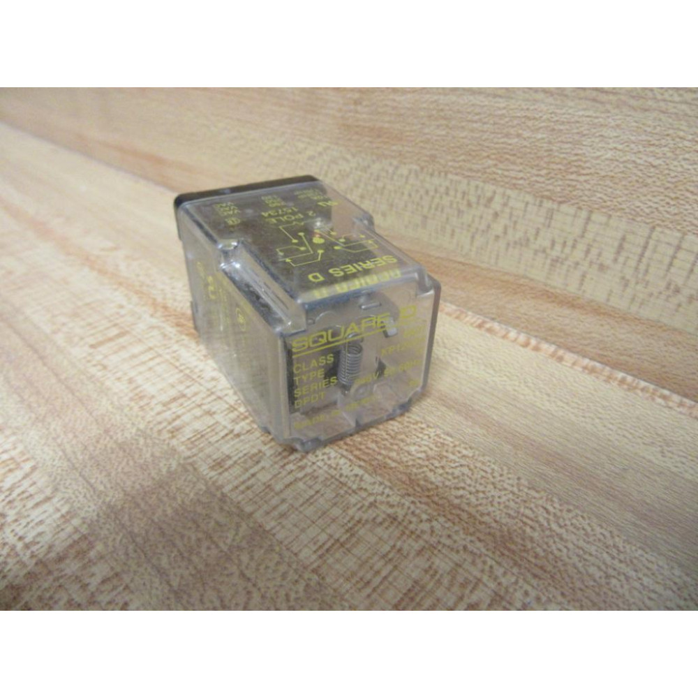 Square D 8501-KP12V24 G.P. Relay 48072 8501KP12V24 Series D - Used