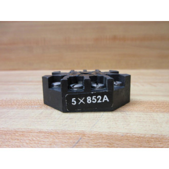 Dayton 5X852A Relay Socket - Used
