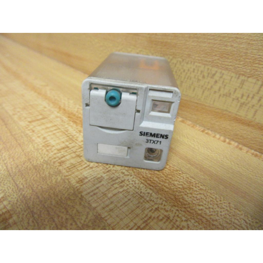 Siemens 3TX7112-1LC03 Relay 3TX7112-1LC03-24VDC - Used