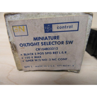 General Electric CR104B22212 Selector Switch